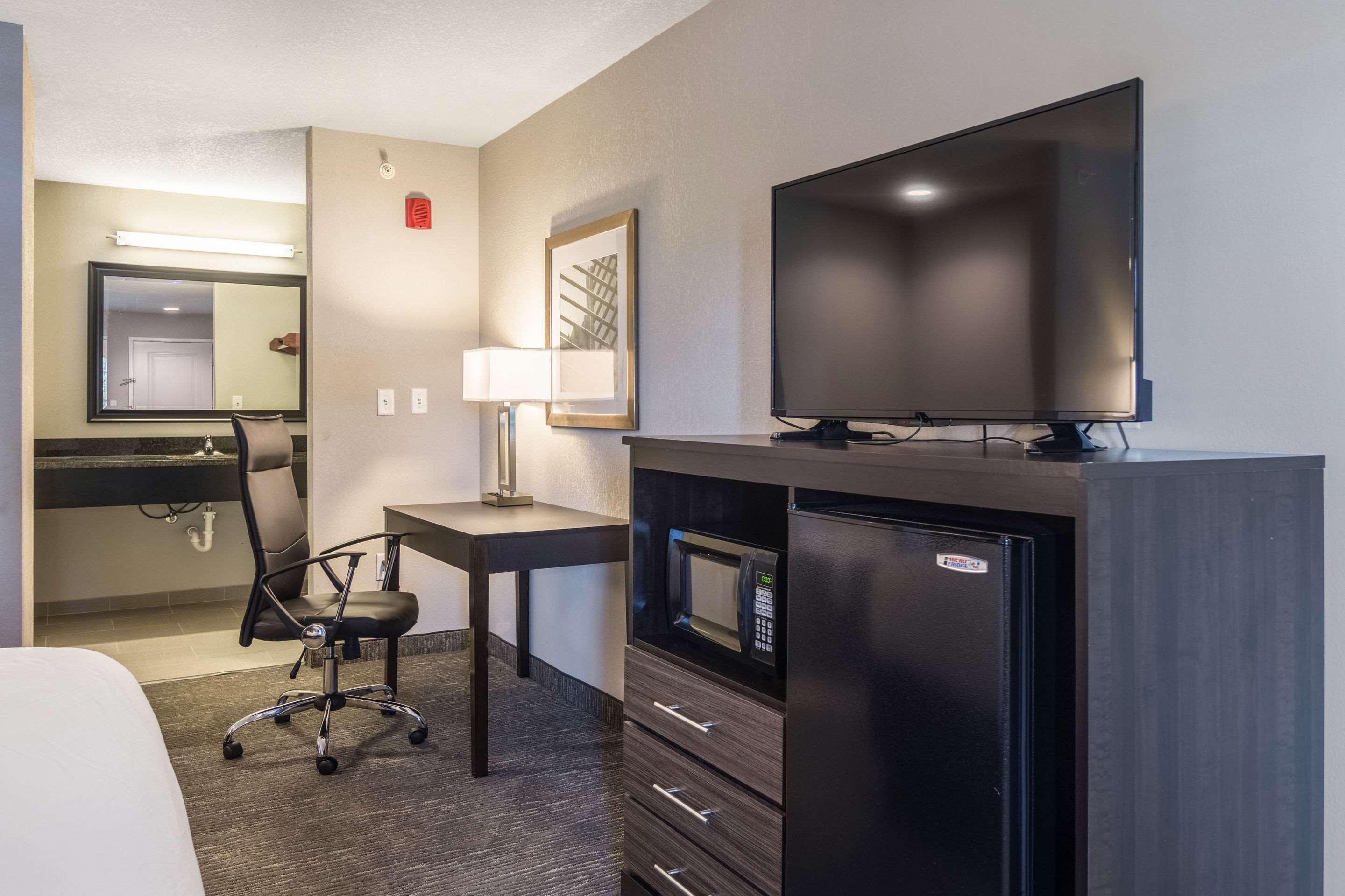 Econo Lodge Inn & Suites North Little Rock Near Riverfront Εξωτερικό φωτογραφία
